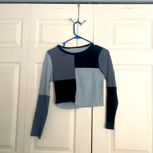 long sleeve crop top